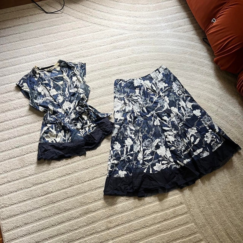 VTG y2k Nycard Collection white navy floral set top skirt size 8 Casual Nautical